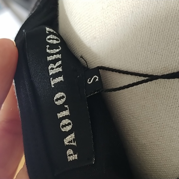 Asymmetrical black top size S NWT - Picture 8 of 9